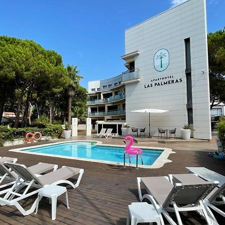 Aparthotel Las Palmeras Castelldefels Esterno foto